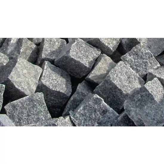 Pav� en granit gris pour cr�ation d'all�es de jardins et pour embellir votre ext�rieur en stock sur Aubagne