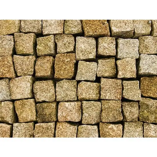 Pav� en granit jaune pour cr�ation d'all�es de jardin en stock sur Aubagne