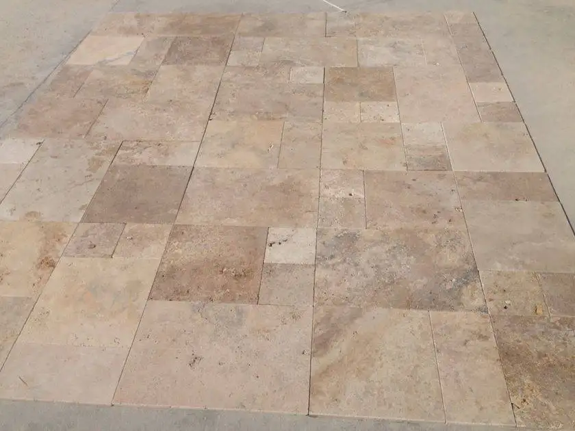 Travertin Mix commercial Antico pour sols int�rieurs et ext�rieurs en stock sur Aubagne et alentours