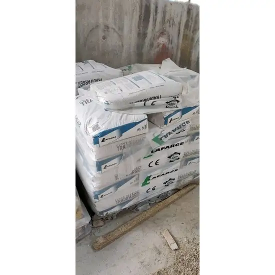 Vente d'enduit � la chaux blanche pour application sur fa�ade, pierre, b�ton et parpaing chez Aubagne Mat�riaux