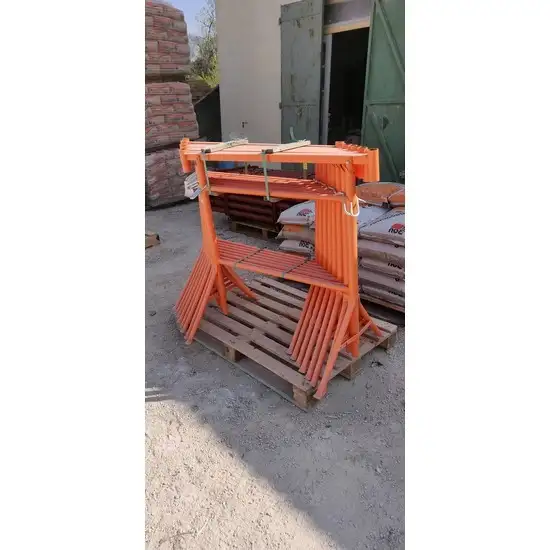 Vente de poteau d'�taiement en 1,6 m par 2,9 m, de traiteaux et �tais d'appoint chez Aubagne mat�riaux