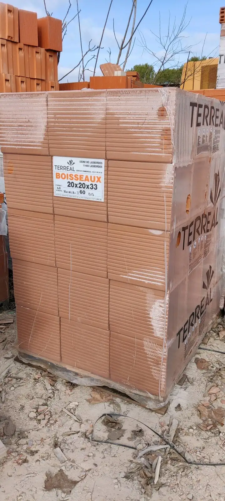 Vente de boisseau semi r�fractaire format 20 x 20 x 33 chez Aubagne Mat�riaux